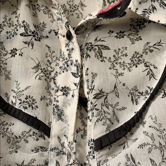 Guess blouse small shear with pattern - Picture 4 of 4